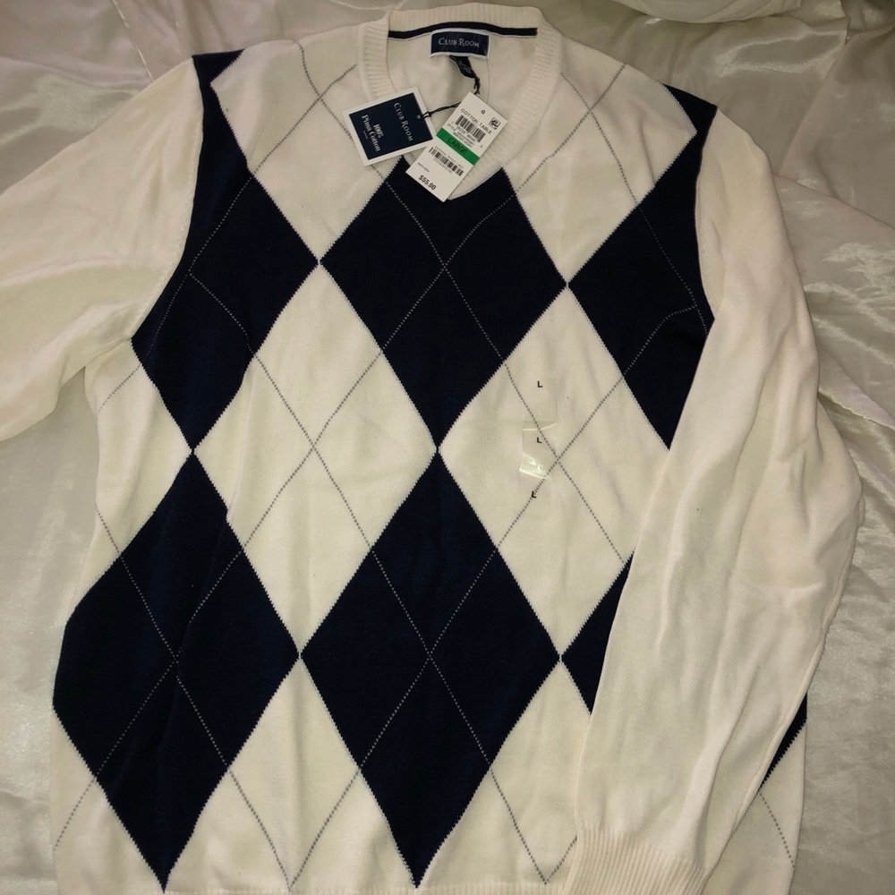 patterned sweatshirt brand new very soft!